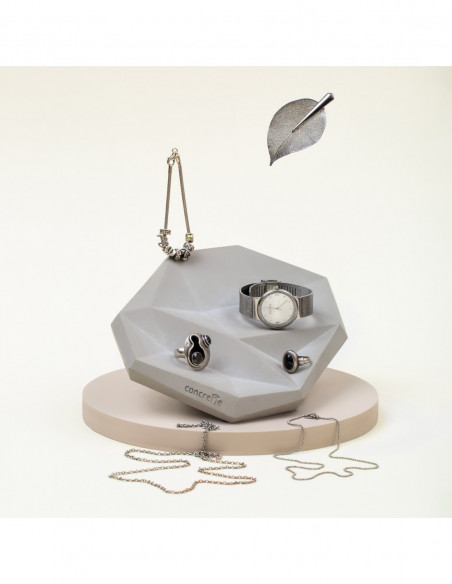 Patera Low-Poly Unpainted