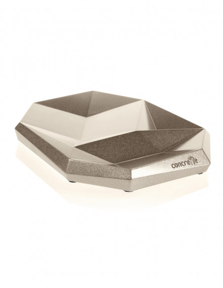 Patera Low-Poly Brass Poli